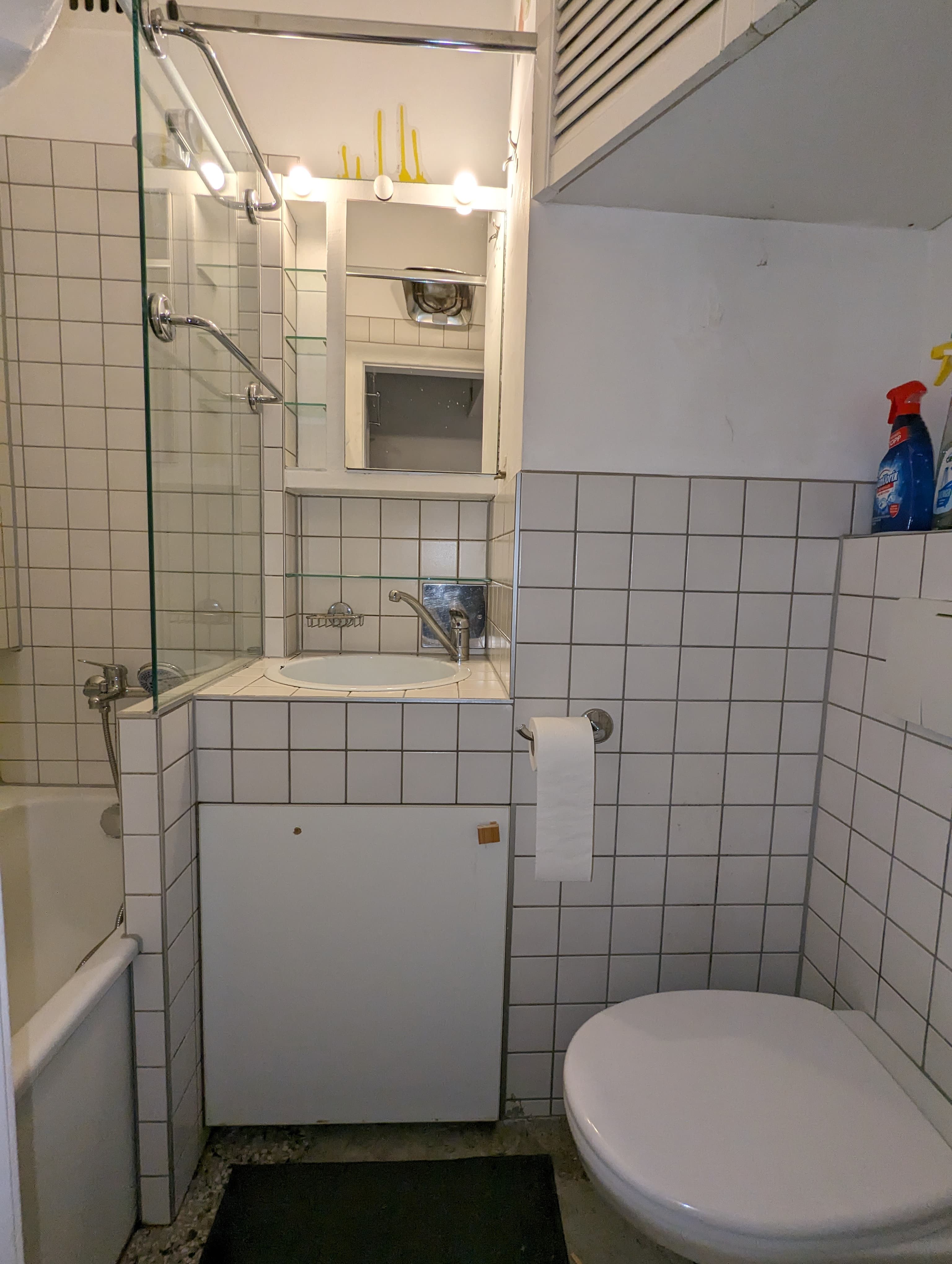 room in apartment