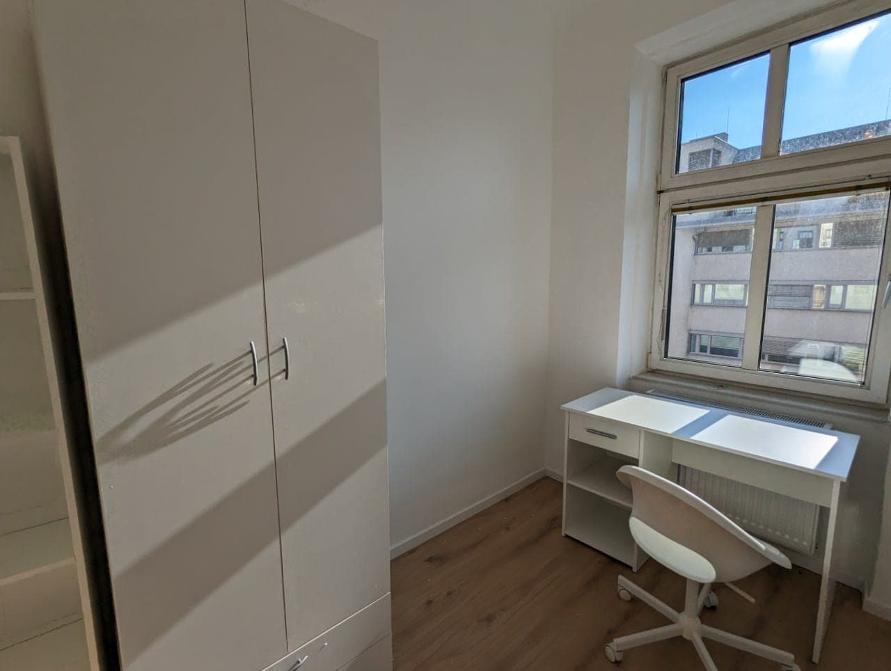 room in apartment
