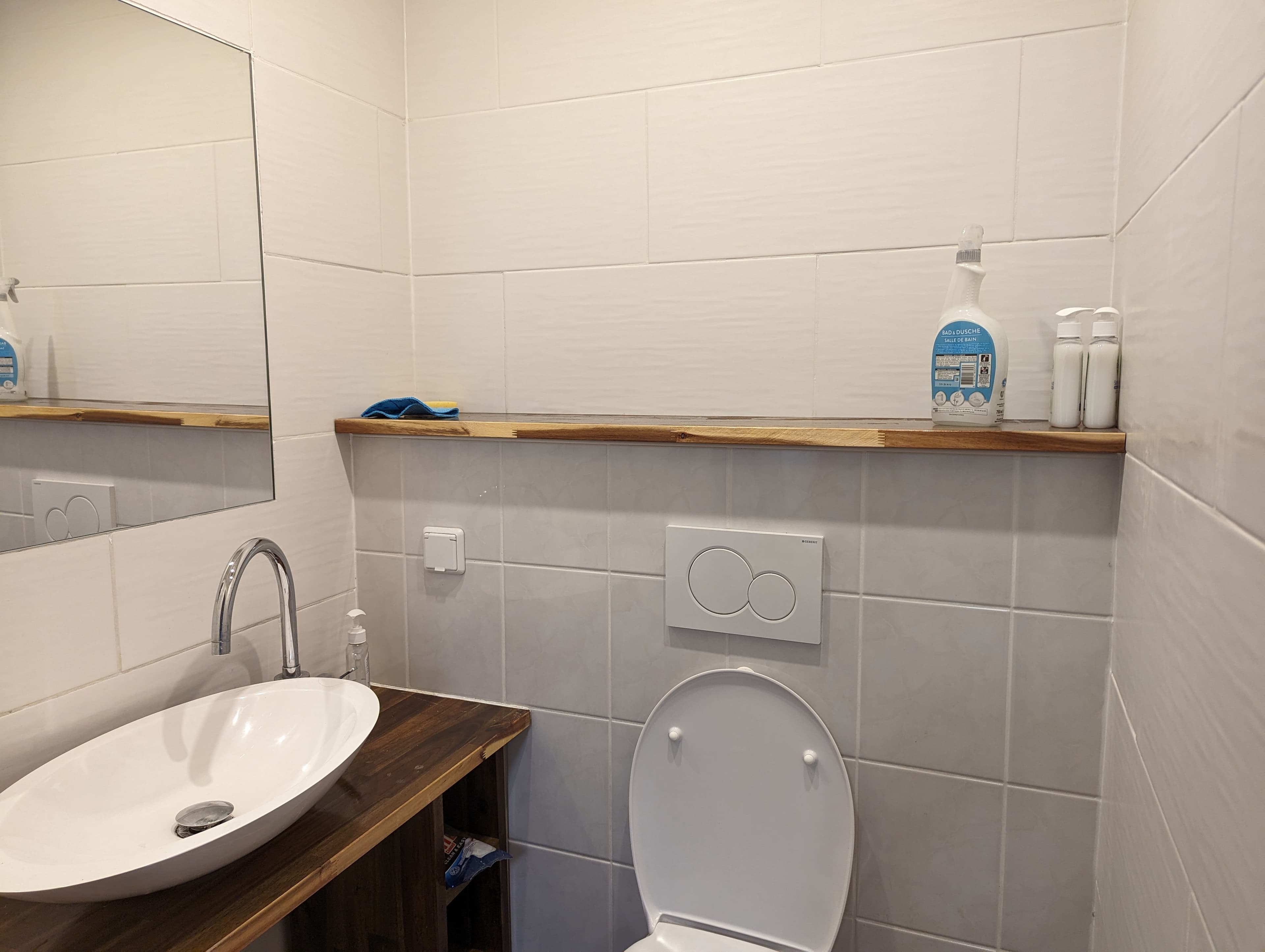room in apartment
