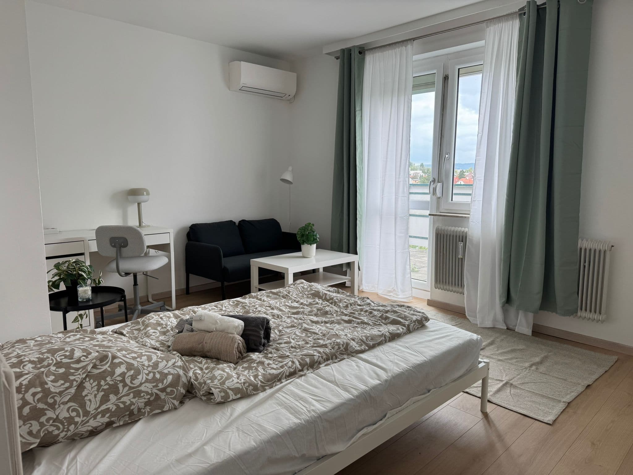 room in apartment